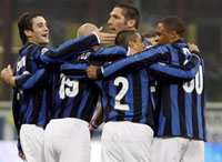 http://www.jornalorebate.com.br/108/italia.jpg