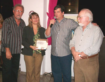 http://www.jornalorebate.com.br/218/lancamentofeira.jpg